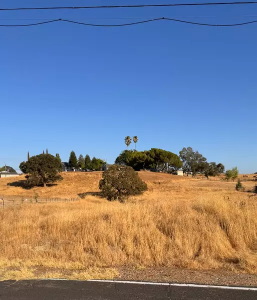 4090 Beaver RD, Ione, CA 95640