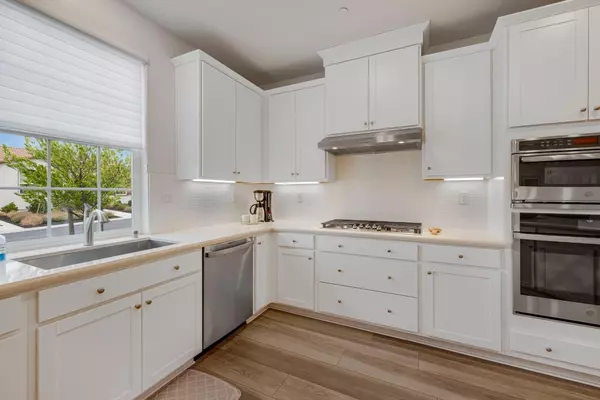 El Dorado Hills, CA 95762,9118 Marisol LN