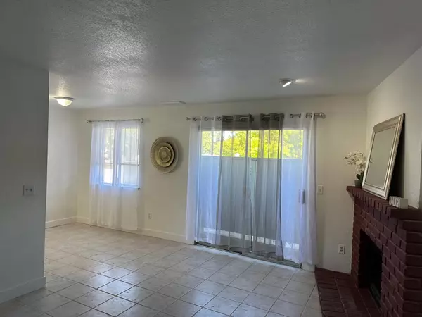 Orangevale, CA 95662,6412 Benning ST #1