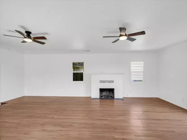 Denair, CA 95316,3541 fresno ST