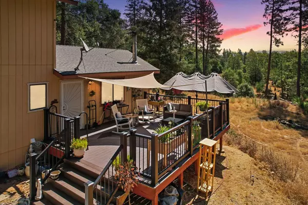 West Point, CA 95255,402 Rabbits Foot RD