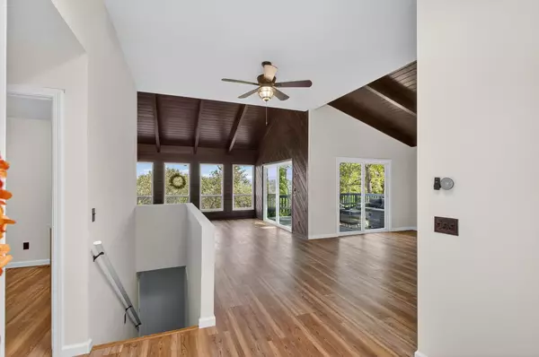 Grass Valley, CA 95949,17611 Patricia WAY