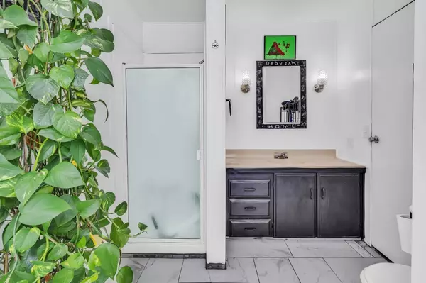 Sacramento, CA 95823,3950 Mack RD #169