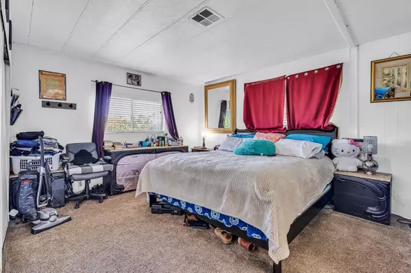 Sacramento, CA 95823,3950 Mack RD #169