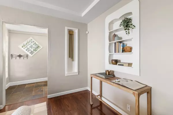 Sacramento, CA 95818,625 Robertson WAY