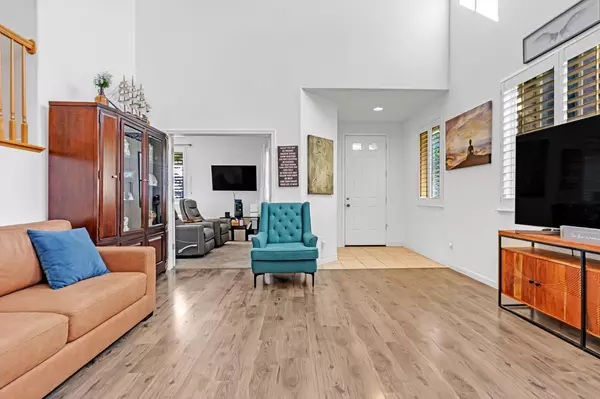 Sacramento, CA 95835,371 Aviator CIR