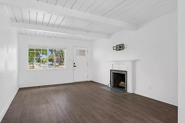 Sacramento, CA 95824,5823 61st ST