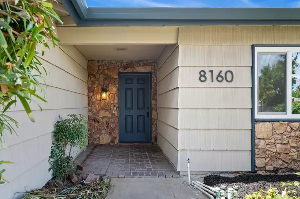 Sacramento, CA 95823,8160 Valley Green DR