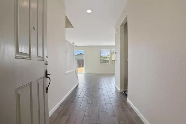 Keyes, CA 95328,5301 Lavender CT