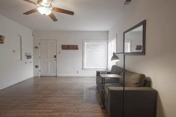 Sacramento, CA 95817,3517 38th ST