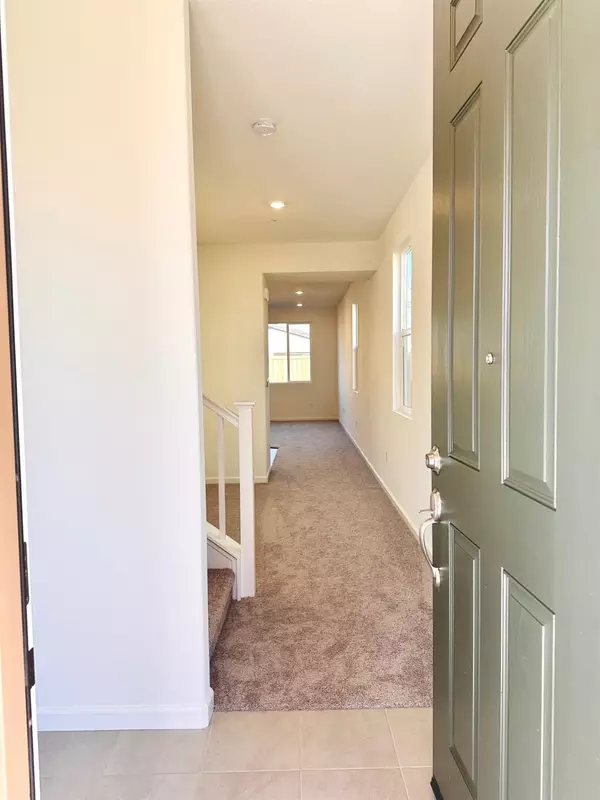 Patterson, CA 95363,817 Linford