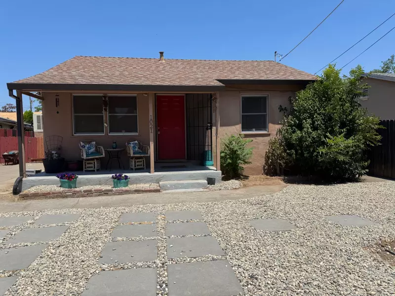 1021 Alamos AVE, Sacramento, CA 95815