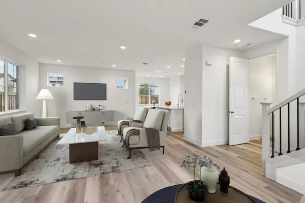 Pittsburg, CA 94565,286 Mindy WAY