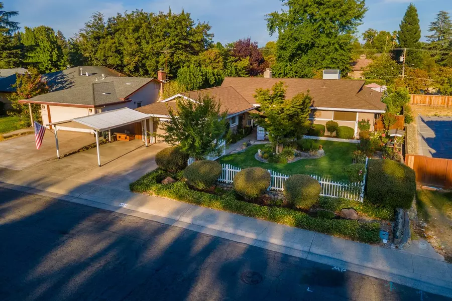 4820 Sanford ST, Fair Oaks, CA 95628