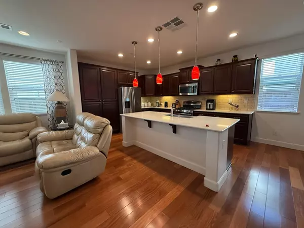 Folsom, CA 95630,931 Willow Bridge DR