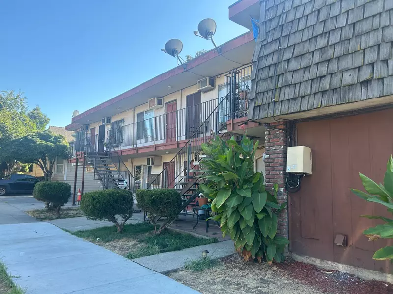 1135 N Sutter ST, Stockton, CA 95202