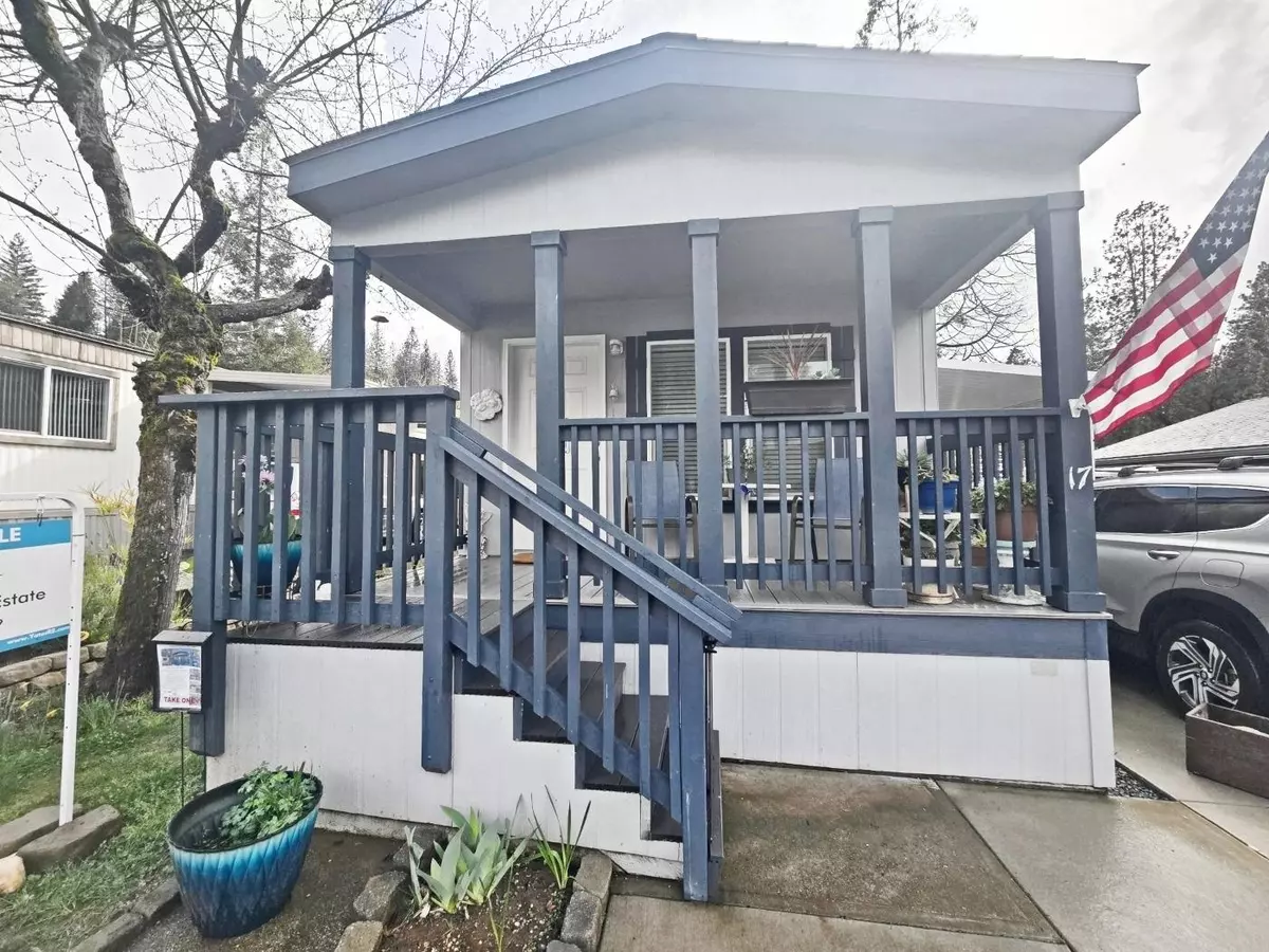 Colfax, CA 95713,450 Gladycon RD #17
