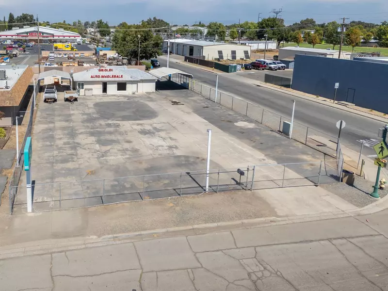 33 E Gridley RD, Gridley, CA 95948
