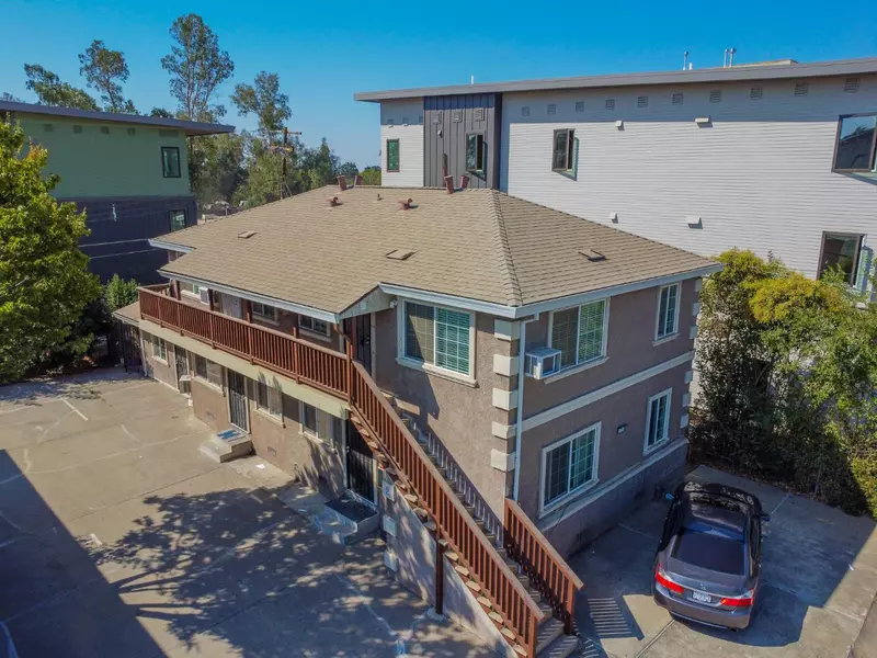 5352 Young ST, Sacramento, CA 95824