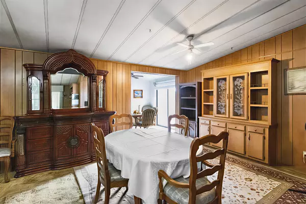 Winton, CA 95388,7189 Manor AVE