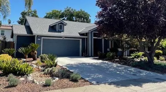 Sacramento, CA 95823,8527 Dartford DR