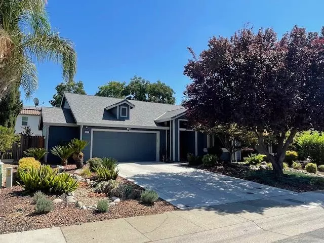 Sacramento, CA 95823,8527 Dartford DR