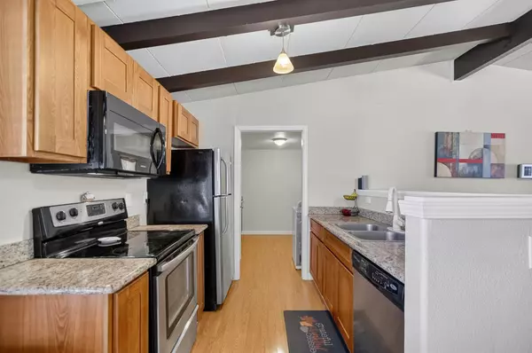 Sacramento, CA 95822,1433 32nd AVE