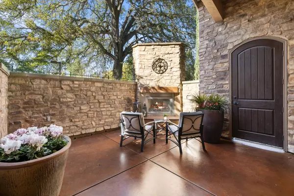 Sacramento, CA 95825,2430 Pavilions Place LN #501