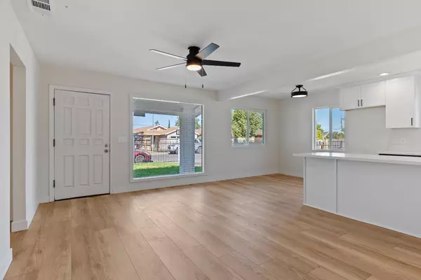 Sacramento, CA 95838,3928 Haywood