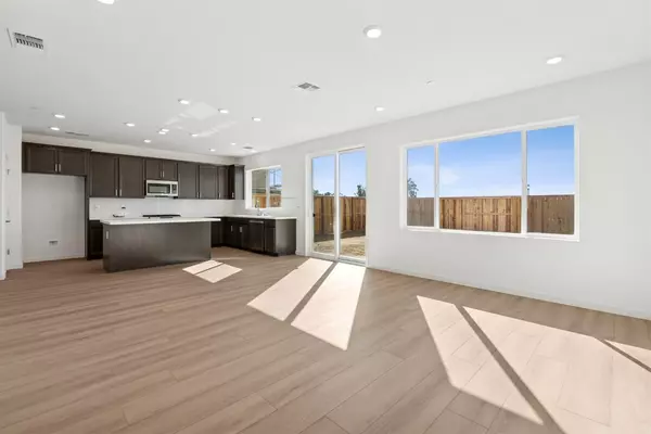 Lincoln, CA 95648,263 United CT