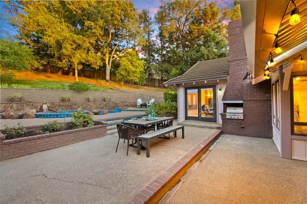 Granite Bay, CA 95746,8891 Crest CT