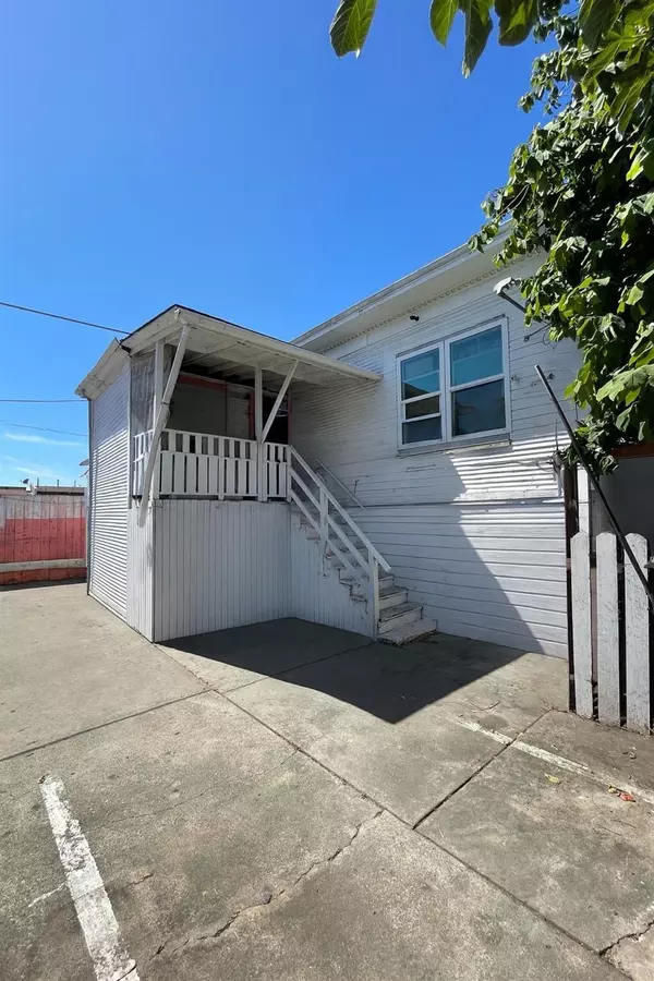 Oakland, CA 94601,1430 38th AVE