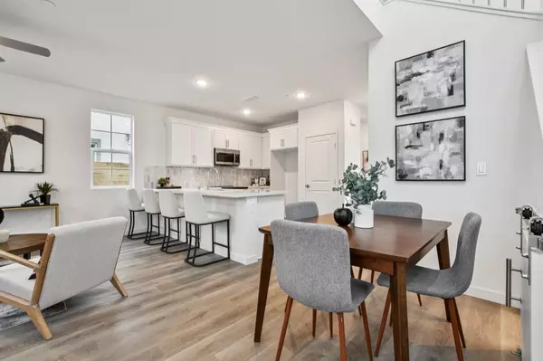 Sacramento, CA 95823,6451 Jacinto AVE