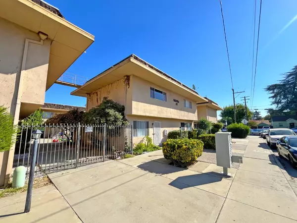 Turlock, CA 95380,961 Wakefield RD