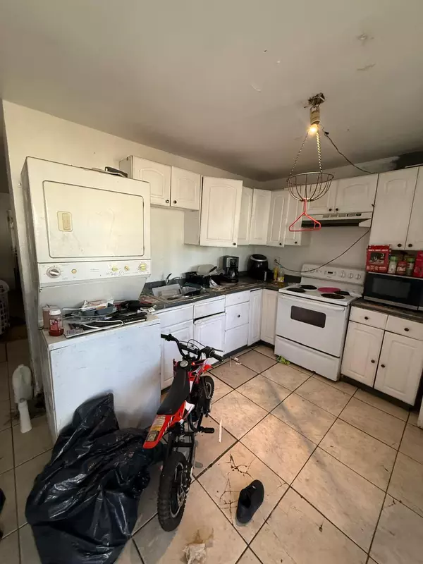Sacramento, CA 95820,4012 47th ST