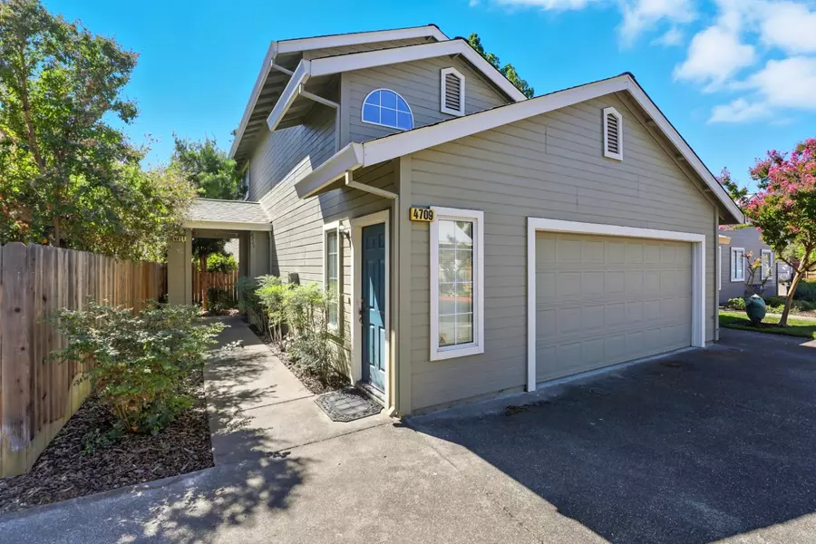 4711 Courtland LN, Carmichael, CA 95608