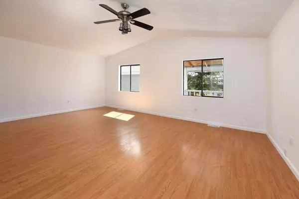 Manteca, CA 95337,4399 APLICELLA CT #1