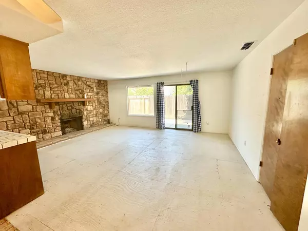 Modesto, CA 95356,1905 Shell CT