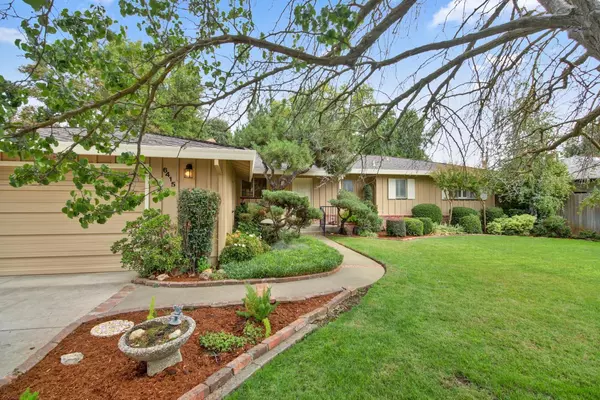 Sacramento, CA 95831,6415 Chetwood WAY