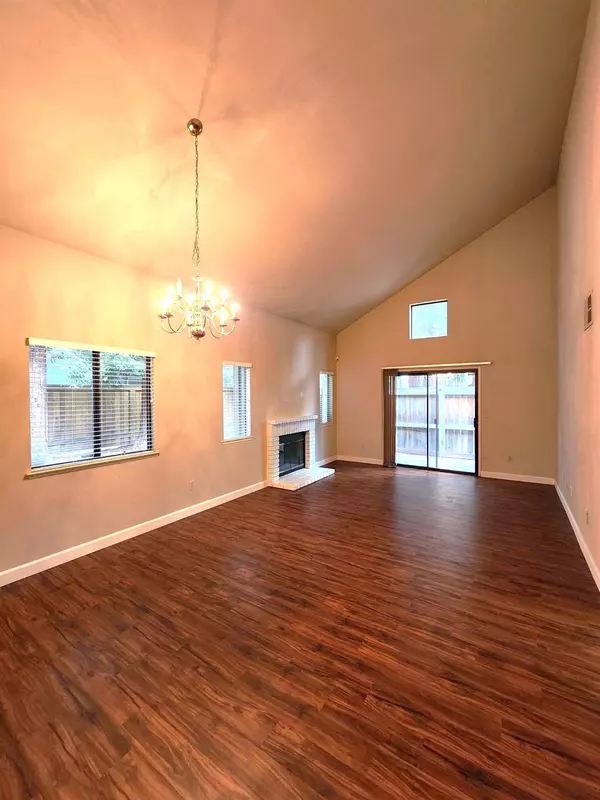Sacramento, CA 95825,2130 University Park DR