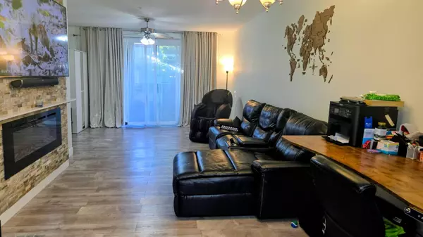 Sacramento, CA 95835,2001 Club Center DR #1140