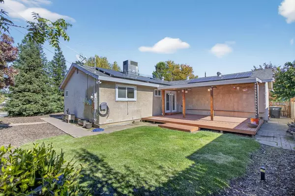 Sacramento, CA 95820,4870 79th ST