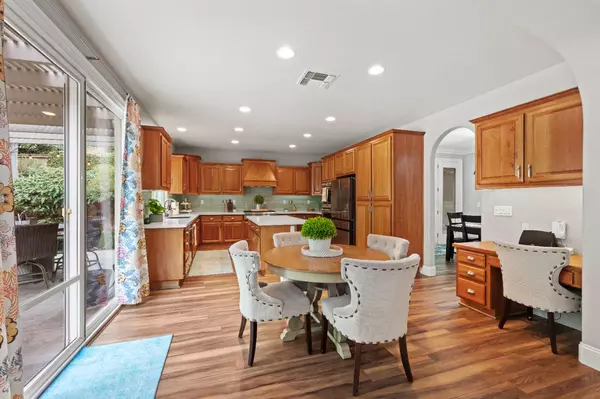 El Dorado Hills, CA 95762,5309 Garlenda DR