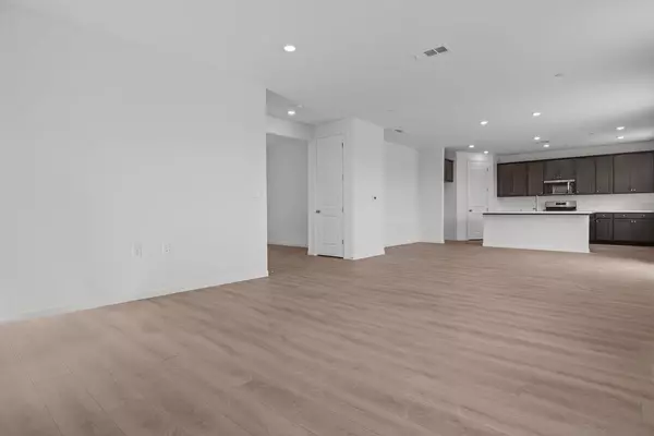 Manteca, CA 95337,456 Brachetto LN