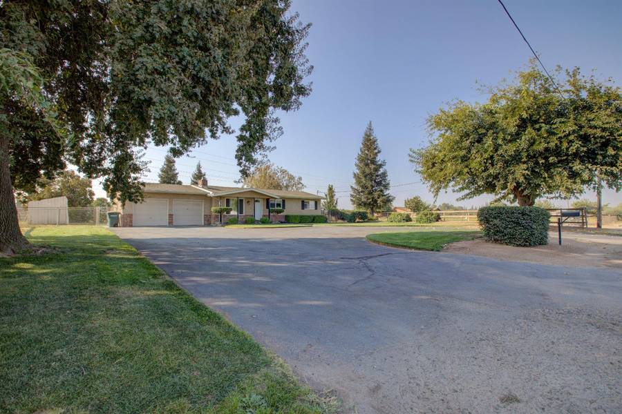 3342 Minniear AVE, Modesto, CA 95357