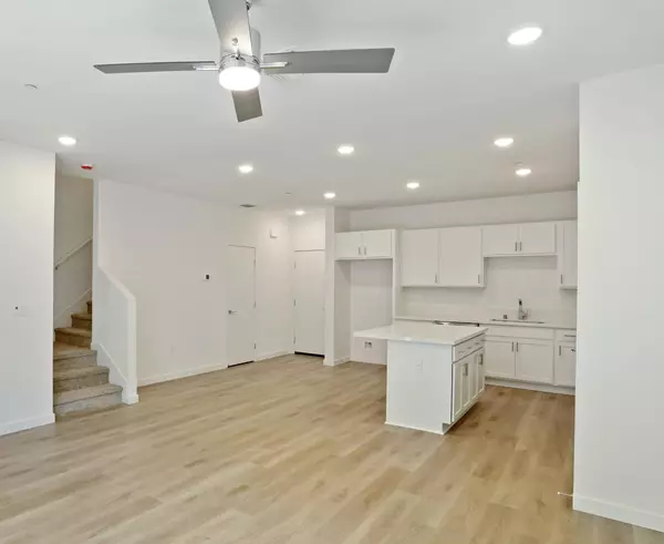 Sacramento, CA 95835,2049 Odin WALK