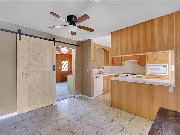 Yuba City, CA 95991,157 Morton ST