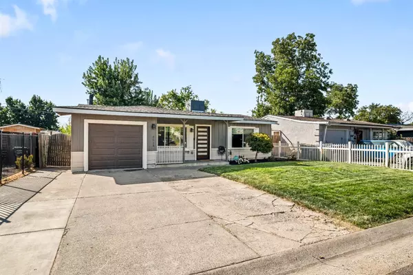 Sacramento, CA 95821,2513 Anna WAY