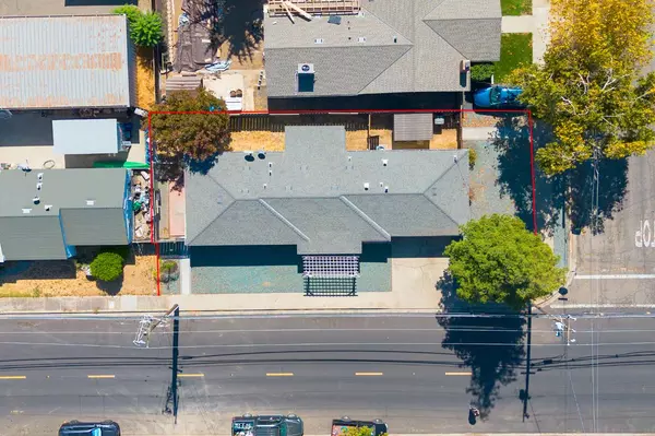 Oakdale, CA 95361,301 E North ST