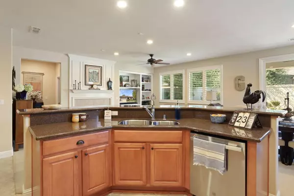 Manteca, CA 95336,2345 Pepper Tree LN